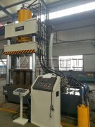 四柱液壓機的常見(jiàn)故障診斷與保養方法介紹