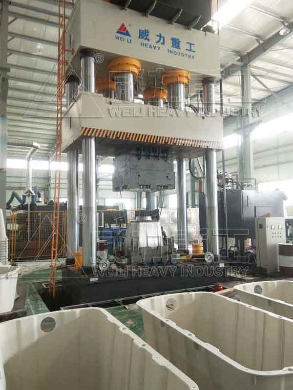 2000噸玻璃化糞池成型油壓機