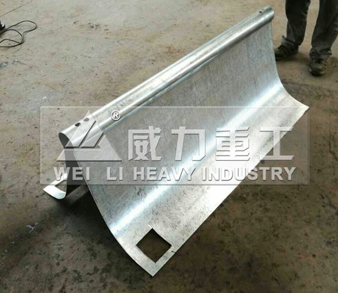 高速公路護欄板成型設備液壓機的安全運行