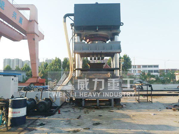 鎢粉鉛塊壓型液壓機