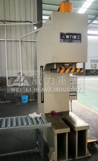 單柱C型電機軸承壓裝液壓機