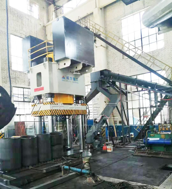 2000噸石墨坩堝壓力機